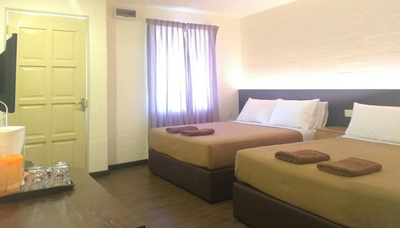 Sayy Haa Inn Pantai Cenang  Exterior photo
